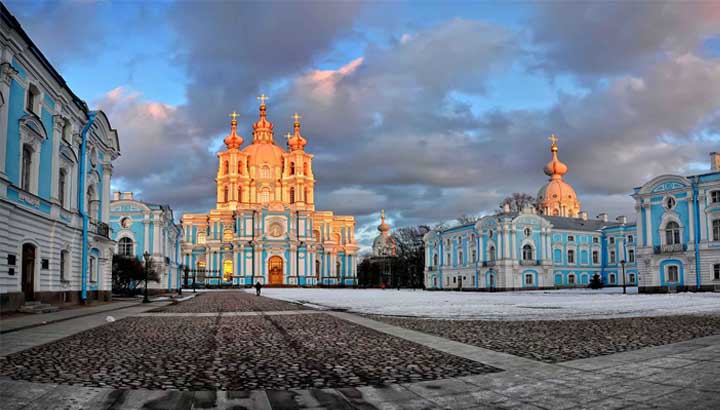 Catedral de Smolny Catedral de Smolny