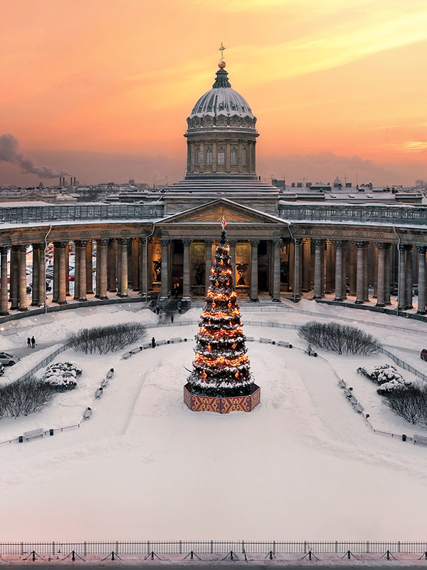 Nochevieja, El Año nuevo. Excursiones y tours por San Petersburgo en español Noche vieja, El Año nuevo. Excursiones y tours por San Petersburgo en español