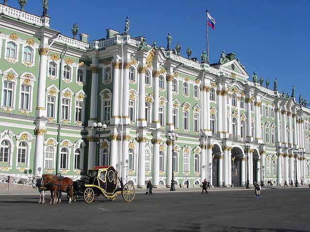 Museo Ermitage. Excursiones y tours por San Petersburgo en español