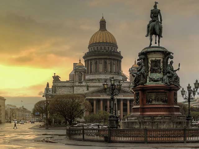 Catedral de San Isaac. Excursiones y tours por San Petersburgo en español