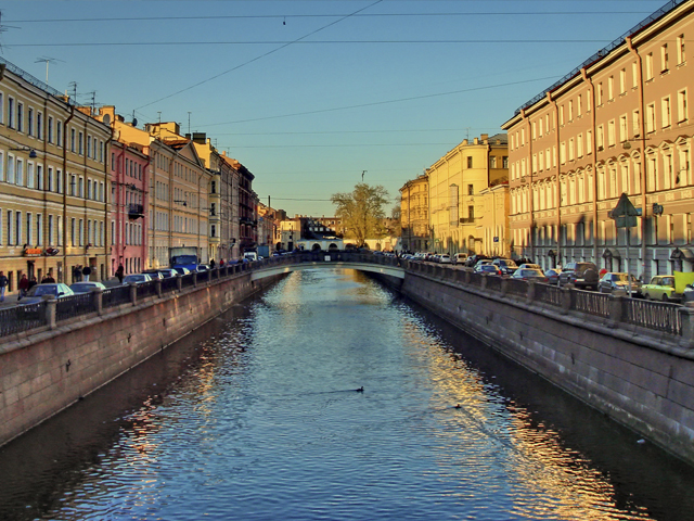 Rios y canales. Excursiones y tours por San Petersburgo en español