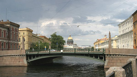 Puente de los Besos